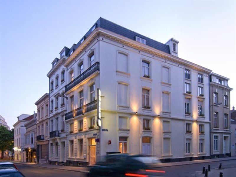 Zoom Hotel Brussel Bagian luar foto